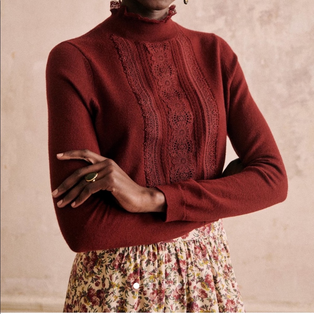 Sezane’s Kate jumper in beautiful burgundy- worn once